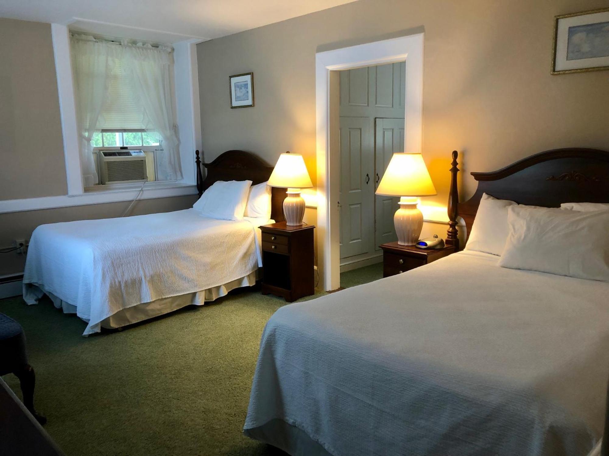 Sands Of Time Motor Inn & Harbor House Woods Hole Dış mekan fotoğraf